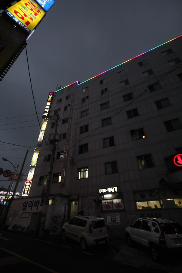 Alibaba Motel Puszan Kültér fotó